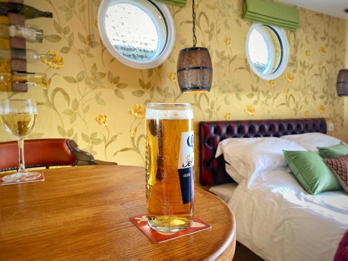 Hambrook House Canterbury - New Luxury Guest House With Espa Spa Complex Esterno foto