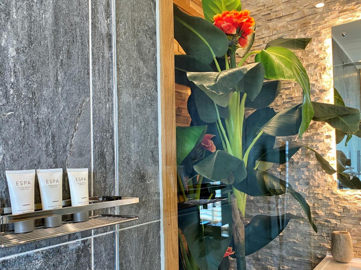 Hambrook House Canterbury - New Luxury Guest House With Espa Spa Complex Esterno foto